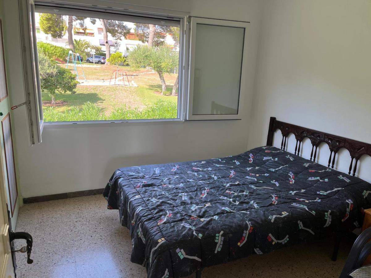 Apartamento Aventura Салоу Екстериор снимка